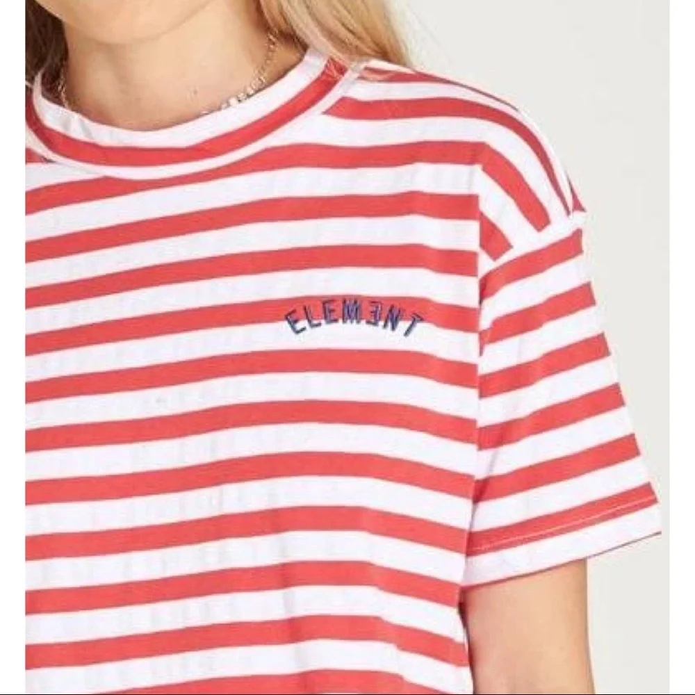 Element ‘Loveless’ Tee - Picture 3 of 4
